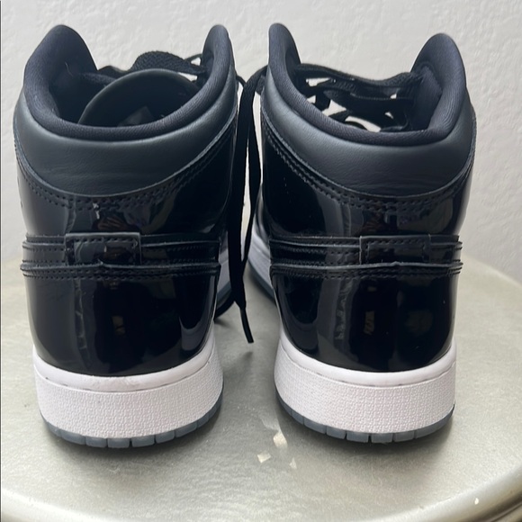 Air Jordan 1 Mid 👟 - Picture 3 of 7